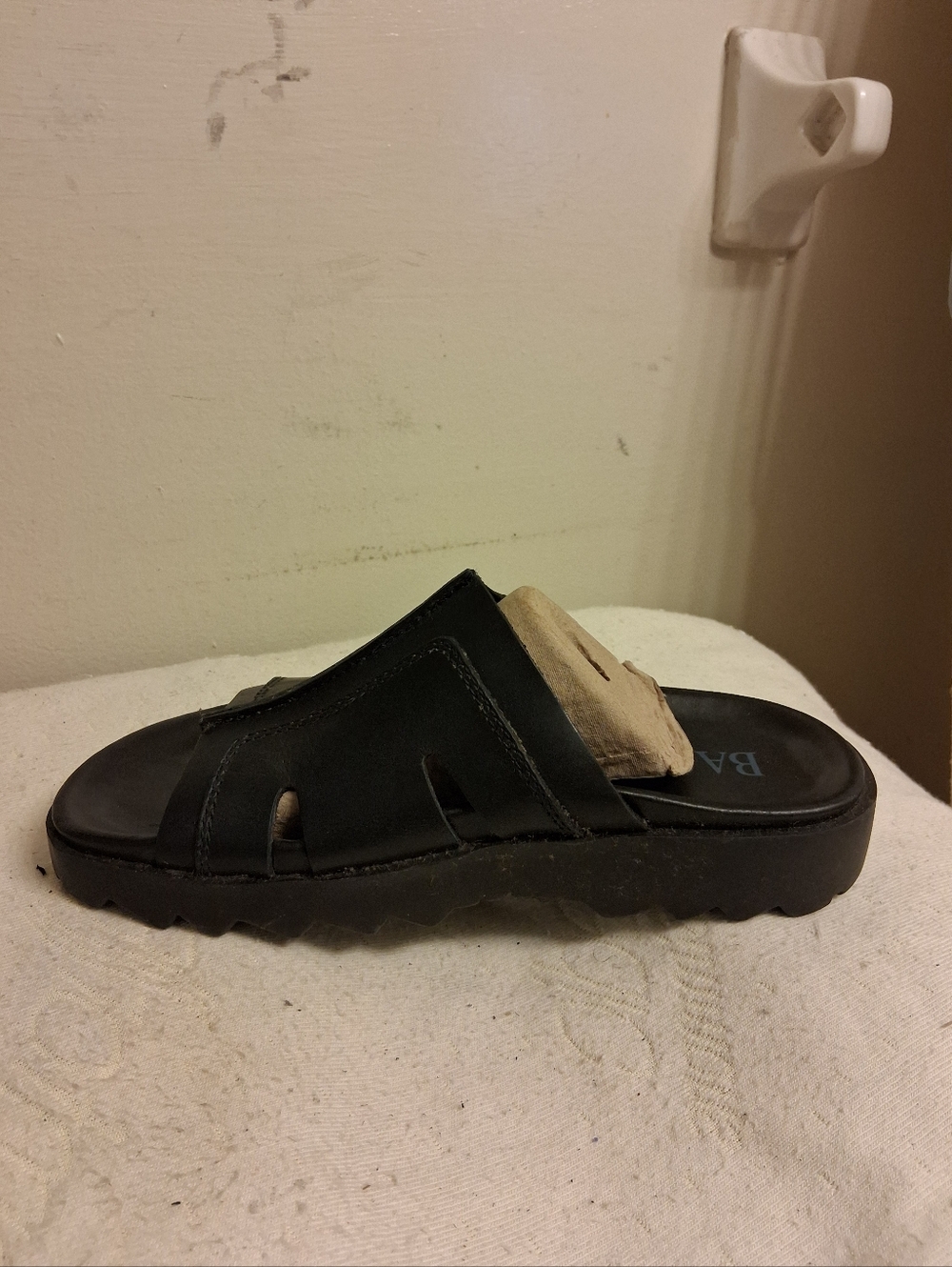Mens BASS Black Leather Slide Sandals size 7 - Picture 11 of 16